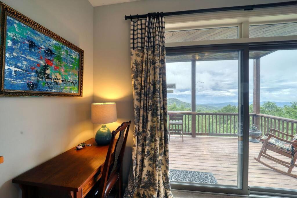Bucket List Views Sugar Mountain Private Condo - 2Bed, 2Bath, Sleeps 6, Panoramic Views Of Mountains From Large Deck, Short Drive To Shopping, Restaurants, Cafes & Banner Elk Town Exterior foto